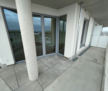 Mietwohnung in Erlangen - Geräumiges Apartment mit vielen Fenstern ... - Foto 4