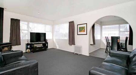 AWAPUNI - 3 BEDROOM - Photo 2