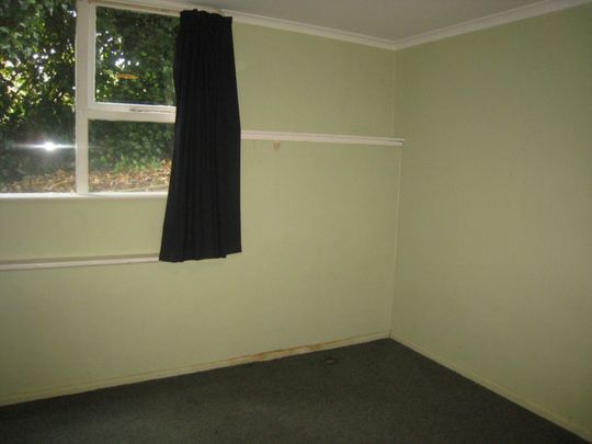 2 bedroom Flat - Photo 1