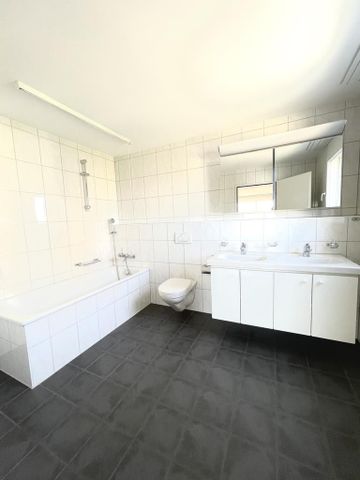CHARMANTE WOHNUNG AN ZENTRALER LAGE - Photo 5
