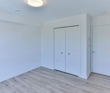 APPARTEMENT 4½ À ST-CHARLES-BORROMÉE - OCTOBRE - Photo 4