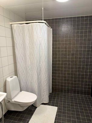 Karin Larssons Väg, Sköndal - Foto 1