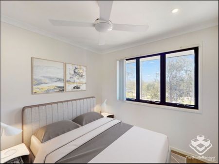 3 bedroom 2 level townhouse - Photo 4