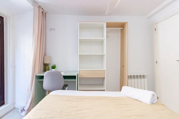 Calle de la Amnistía, Madrid, Community of Madrid 28013 - Photo 1