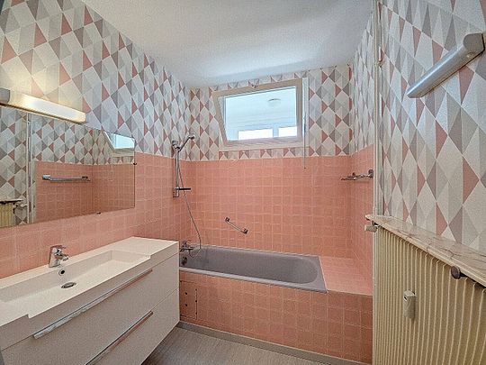 Location appartement 4 pièces 81.2 m² à Bourg-en-Bresse (01000) - Photo 1