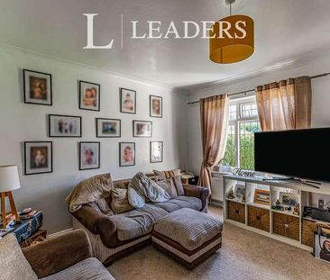 Copse Close, RH19 - Photo 5