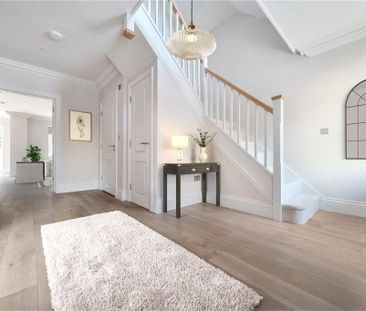 4 bedroom detached house to rent - Photo 3