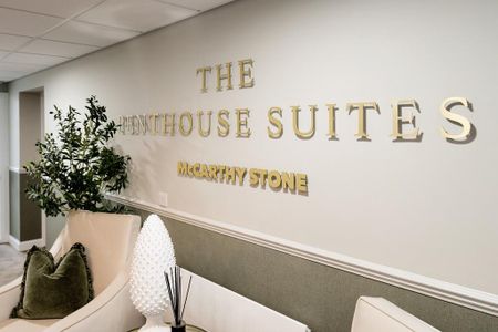 2 bedroom retirement property to rent - Photo 5