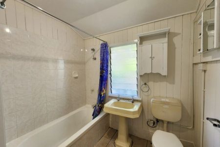 Spacious & Character-Filled Unit in Peaceful, Leafy Setting - Photo 2