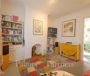 2 bedroom terraced house to rent - Photo 2