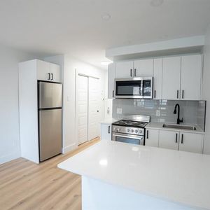 3915 Rue Masson - Photo 2