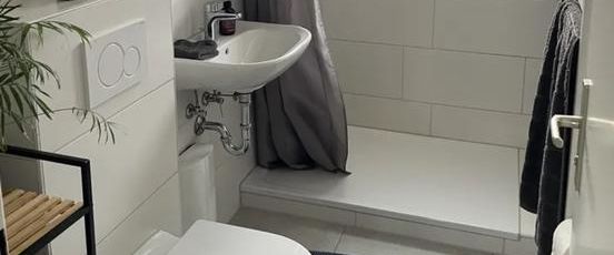 Vermiete WG-Zimmer in modern sanierter Wohnung in Feuerbach - Foto 1