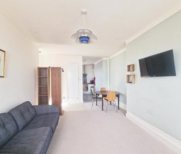 1 bedroom flat to rent - Photo 6