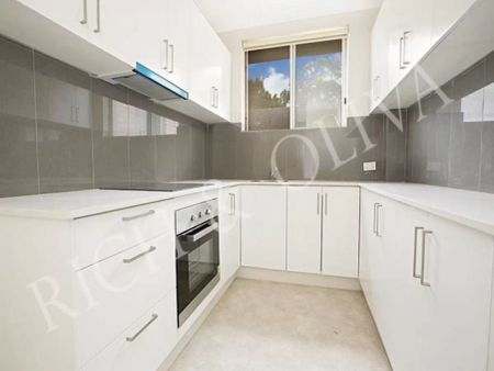 11/451 Glebe Point Rd., Glebe - Photo 3