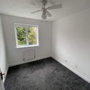 4 bedroom property to rent in Birmingham - Photo 1