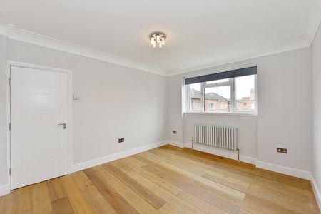 Townshend Court, Mackennal Street, NW8 - Photo 4