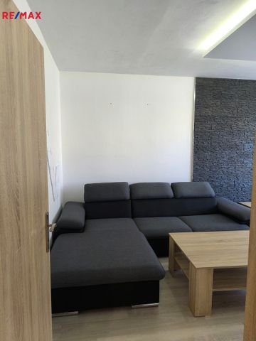 Pronájem bytu 2+1 v osobním vlastnictví 66 m², Jindřichův Hradec - Photo 2