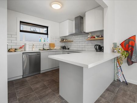 Four Bedroom Home - Photo 3