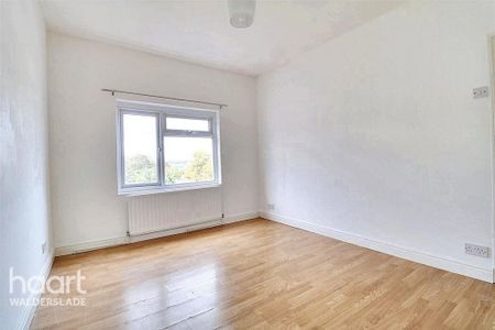 4 bedroom terraced house to rent - Photo 2