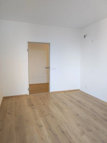 3-Zimmerwohnung mit Loggia und neuer Einbauküche - Photo 3