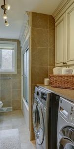 5 ½ avec jardin privé et 3 stationnements - Photo 3