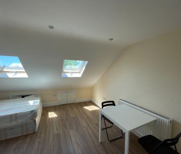 Room in a Shared House, Westdown Road, E15 - Photo 4