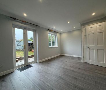 2 bedroom terraced house to rent - Photo 1