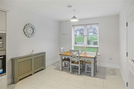 26 Marlmount Gardens, Dublin Road, Dundalk, Co. Louth, A91 E2HR - Photo 2