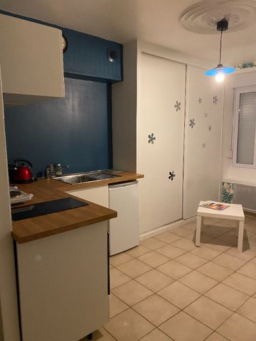 BREST SAINT MARC - Studio avec prêt de meubles de 25m² au calme - Photo 3