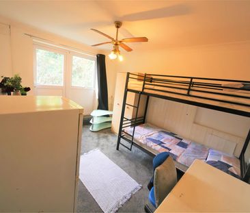 Cherries, Bournemouth, BH1 - Photo 3