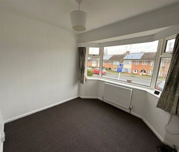 2 bedroom bungalow to rent Fairway, Northampton, Northamptonshire, NN2 - Photo 6