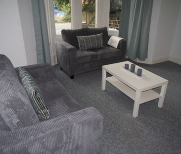 Flat 1, 46 Headingley Lane, LS6 2EL, Leeds - Photo 2