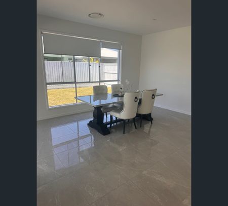 19 Gabbie Crescent, Nirimba, Qld 4551 - Photo 4