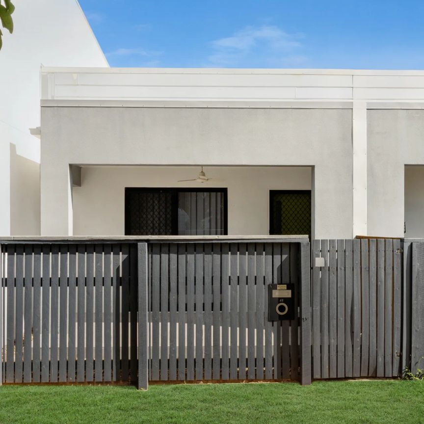 49 Holyoak Avenue, - Photo 1