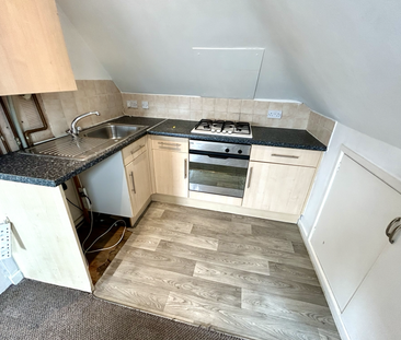 1 bedroom flat to rent - Photo 2