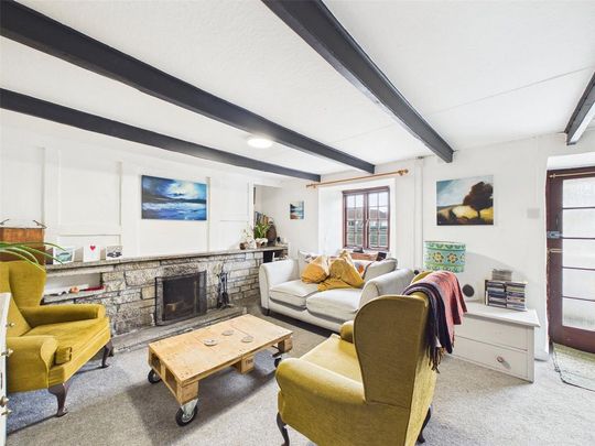 2 bedroom semi-detached house to rent - Photo 1