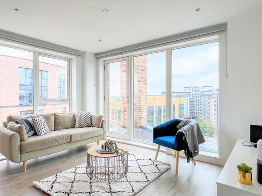 3 bedroom apartment to rent - Photo 1