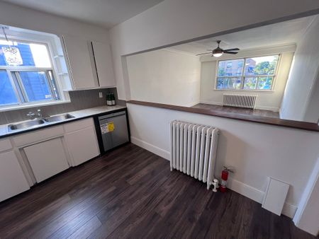 For Lease - 3351 Lake Shore Boulevard Unit# 1, Toronto, Ontario - Photo 5