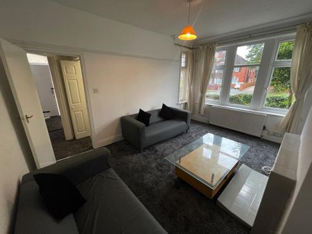 1 bedroom in a house share to rent - Photo 5