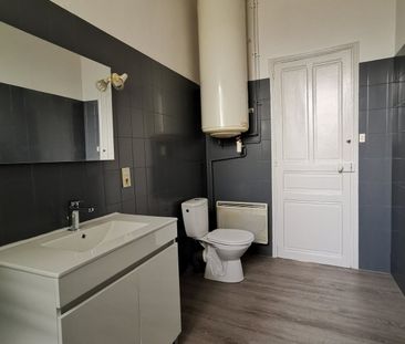 Location Appartement 3 pièces 71m² SAUMUR 49400 - Photo 3