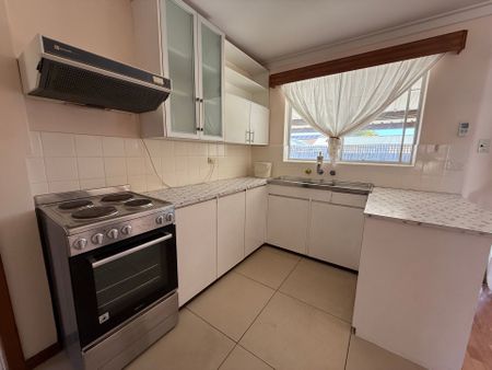 Safety Bay Gem – Neat 3x1 Quadruplex Unit (More Photos Coming Soon!) - Photo 5