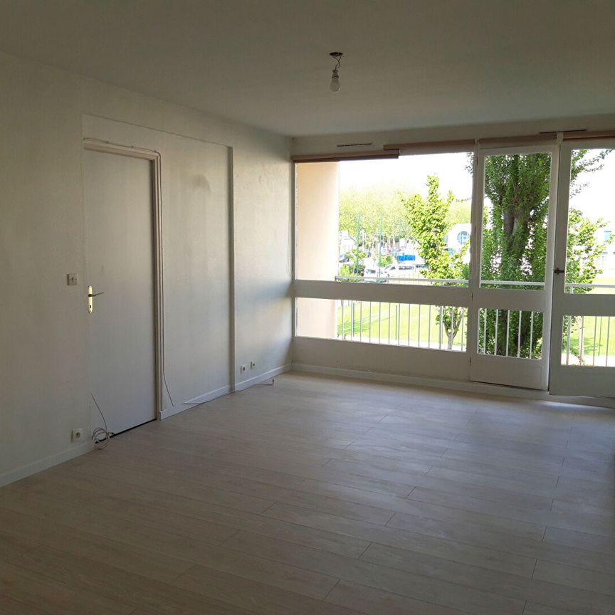 Location Appartement 3 pièces 70m² - Photo 1