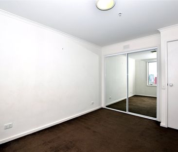 179/88 Southbank Boulevard - Photo 5