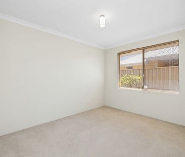 Spacious Family Home - Photo 6