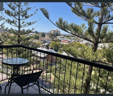 SUPERB LOCATION! - Photo 6