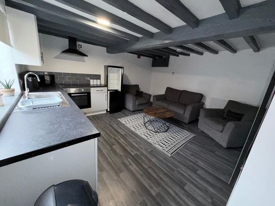 1 bedroom flat to rent - Photo 1