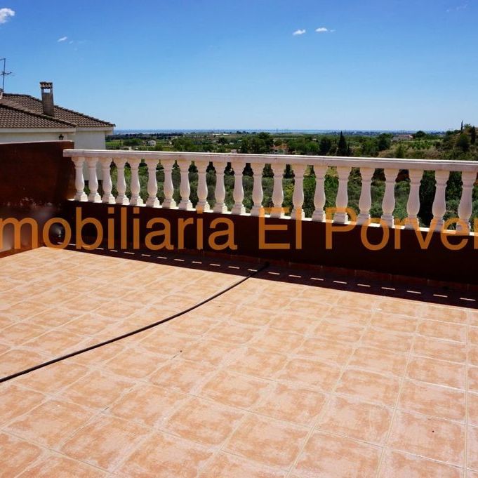 Luxury 4 room Detached House for rent in Torrent, Valencia - Photo 1