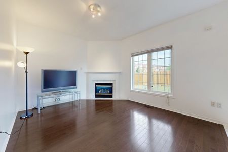 For Lease - 6509 Valiant Heights, Mississauga, Ontario - Photo 2