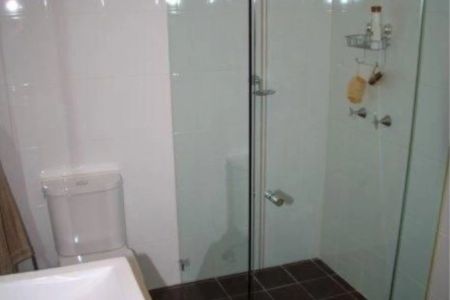 Fully Furnished Riverside Retreat in the Heart of Parramatta! - Photo 5