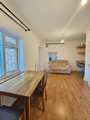 2 Bed Flat, Lordship Lane, SE22 - Photo 1